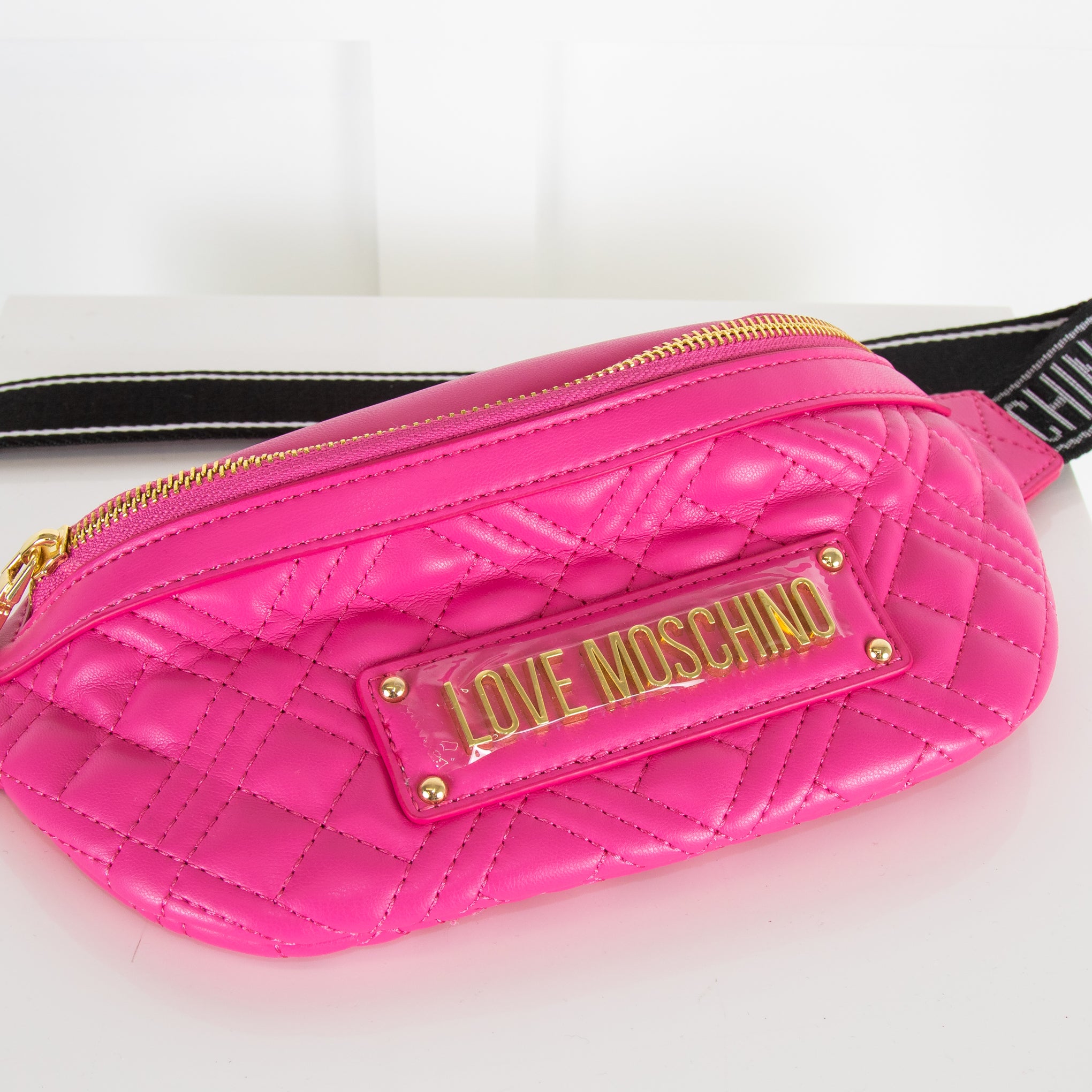 Love moschino quilted bum bag hot sale