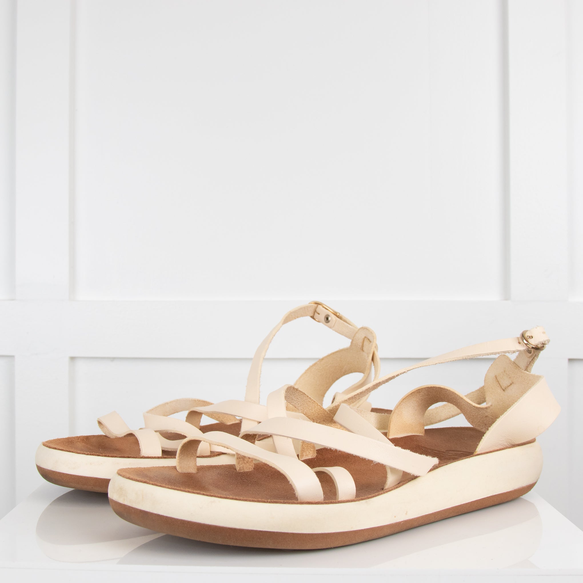 Ancient greek sandals online delia