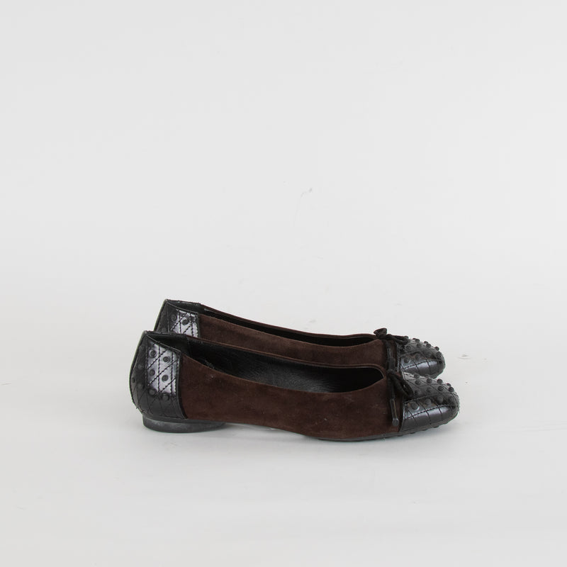 Tods Brown Suede Ballet Flats with Pebble Toe