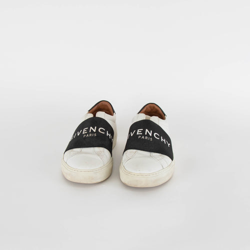 Givenchy White Trainers With Black Fabric Logo