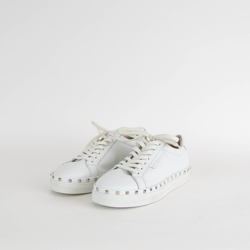 Kennel and Schemenger White Leather Trainer with Silver Studs