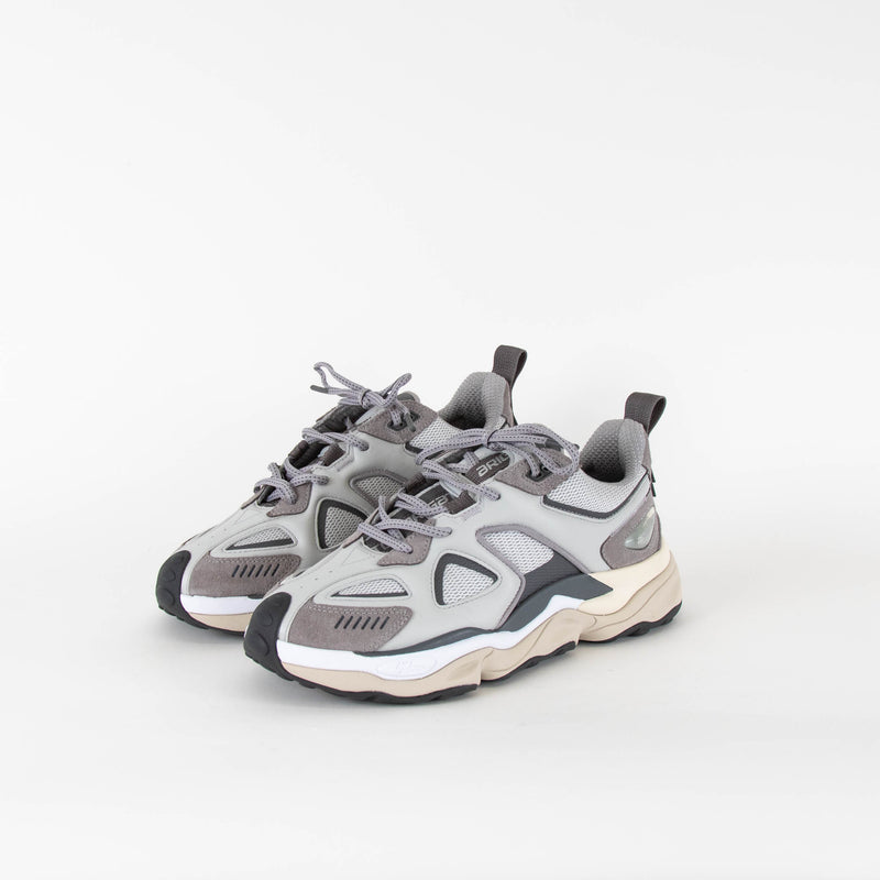 Axel Arigato Satellite Runner in Light Grey