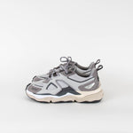 Axel Arigato Satellite Runner in Light Grey