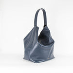 NEOUS Pavo Tote In Navy Blue Leather