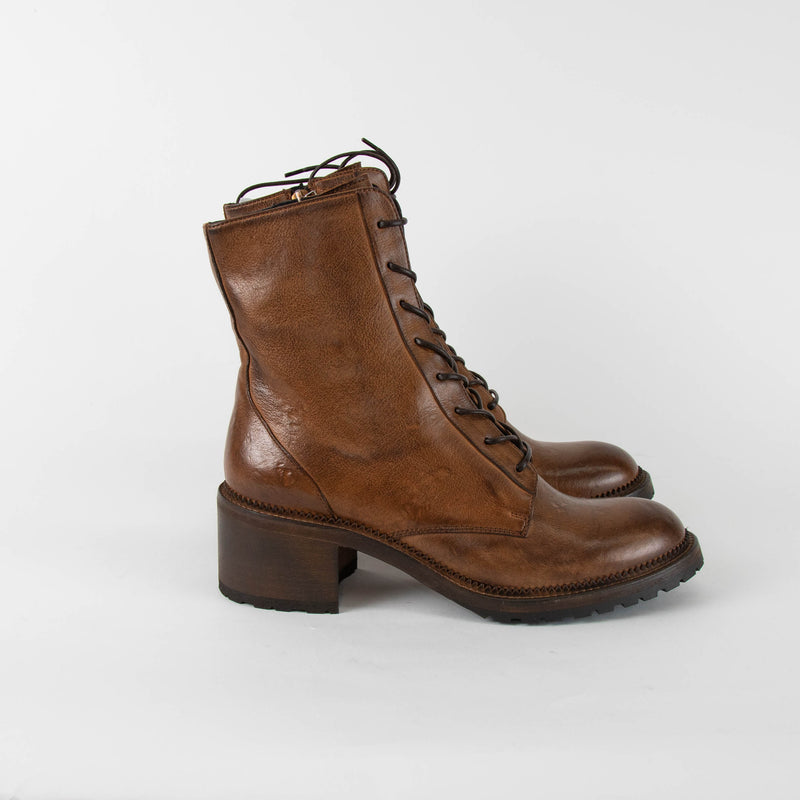 Untamed Street Regent Brown Lace-Up Boots