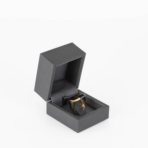 Yvonne Leon Gold And Onyx Ring