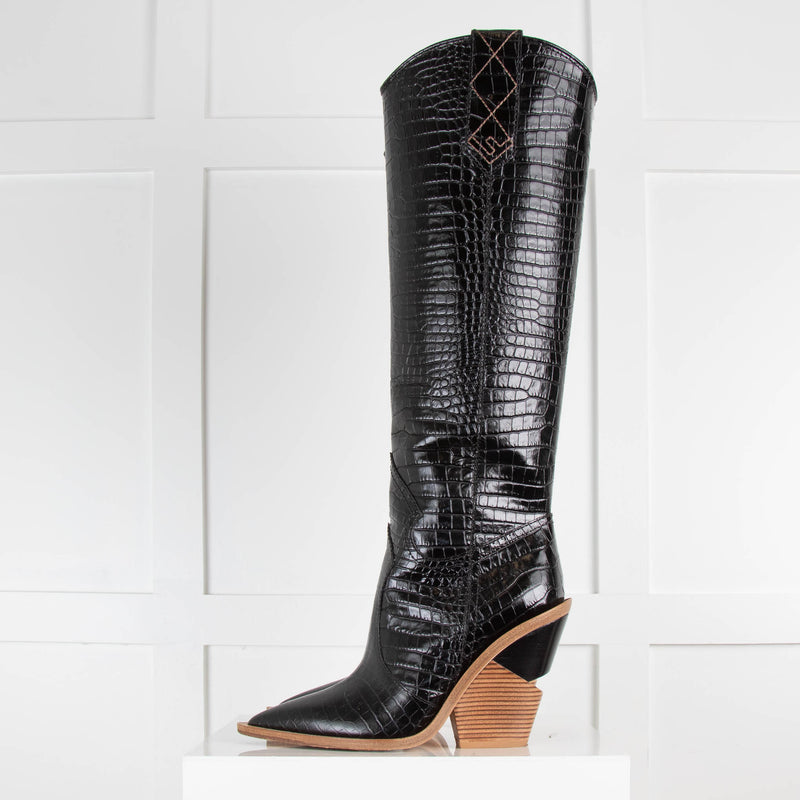 Fendi cowboy boots black online