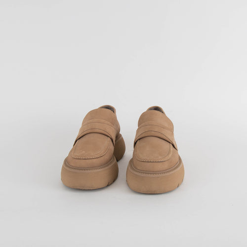 Kennel & Schmenger Tan Loafer