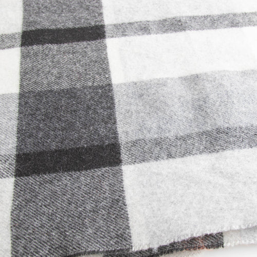 Weekend Max Mara Light Grey Black Check Scarf