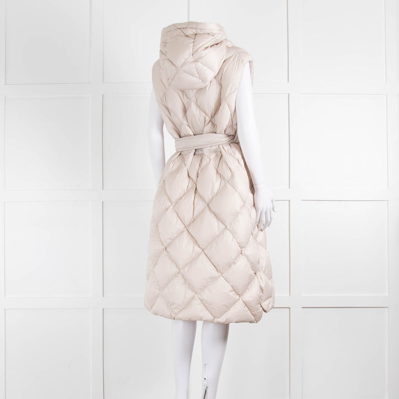 Max Mara The Cube Quilted Long Belted Gilet in Putty