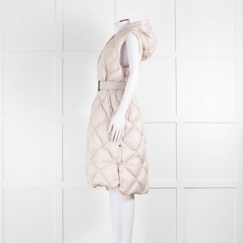 Max Mara The Cube Quilted Long Belted Gilet in Putty