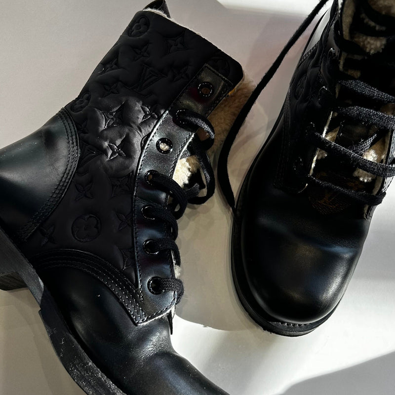 Louis Vuitton Black Ranger Boots with Shearling Lining